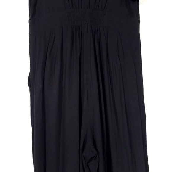 TORRID Challis Pleated Wide Leg Open Back Flutter Sleeve Jumpsuit in Black Large - Picture 5 of 10